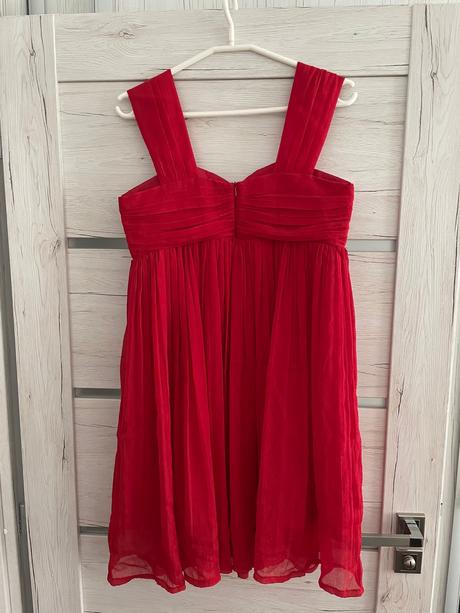 Spoločenské šaty, 38