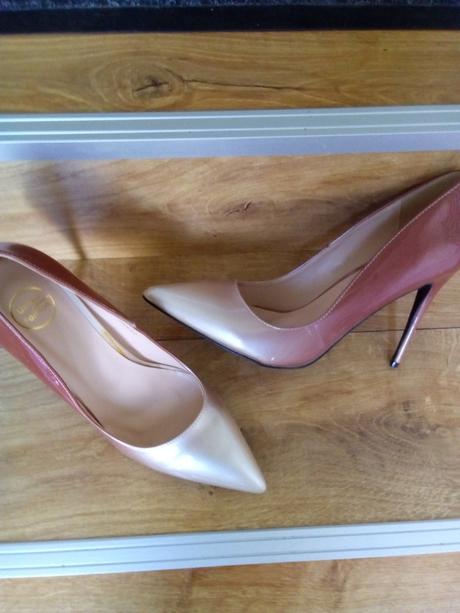 Lodičky lakované, 39