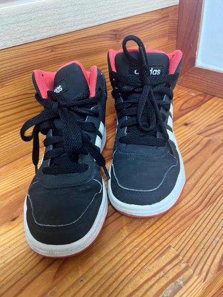 Adidas, adidas,32
