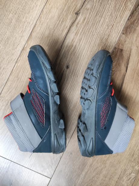 Treking obuv / prechodna, quechua,33