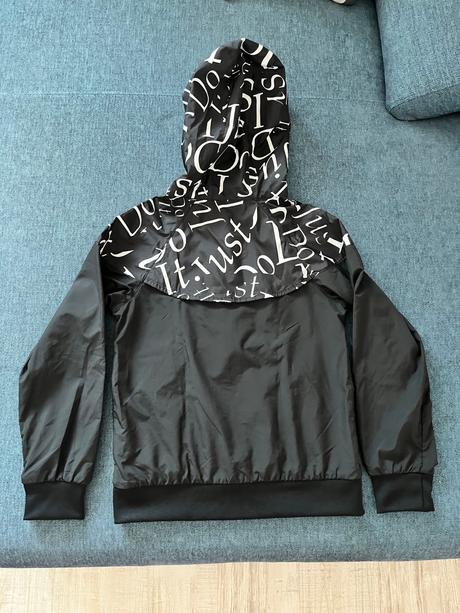 Jarná bunda, nike,134