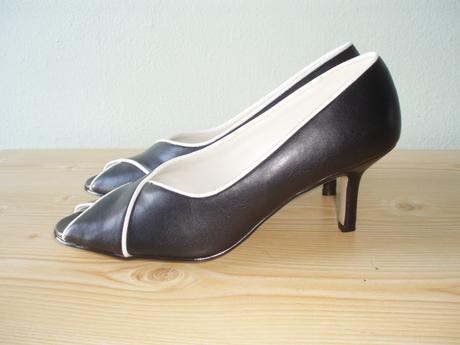 Ciernobiele lodicky, 37