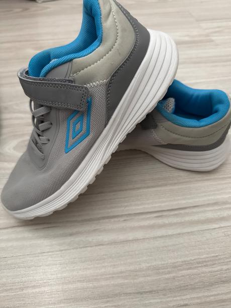 Tenisky, umbro,33