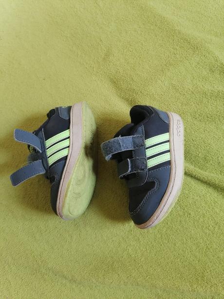 Tenisky, adidas,23