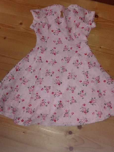 Krásne retro šatočky, primark,110