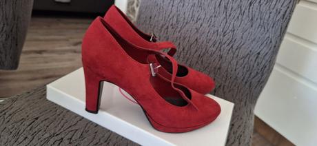 Poltopánky, graceland,40