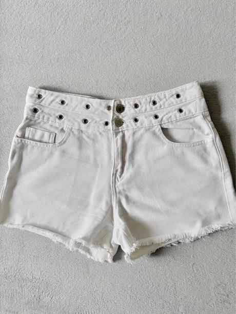 Kraťasy s vysokým pásom, amisu,s