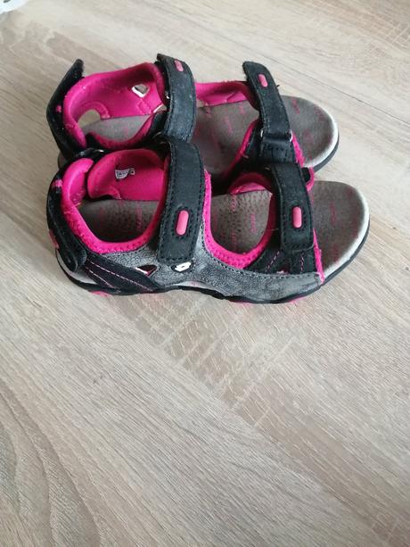 Sandálky, 29