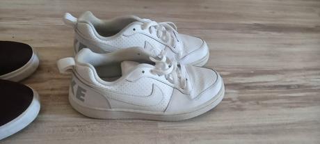 Tenisky s poštou, nike,38