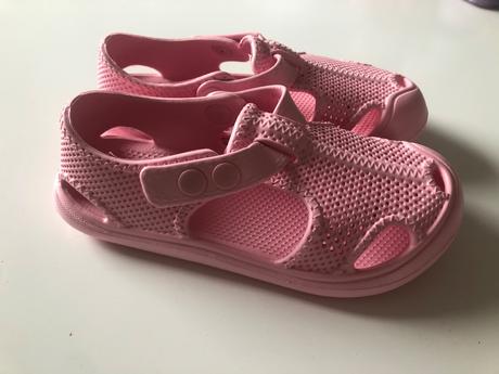 Lahucke sandale k moru, sinsay,29