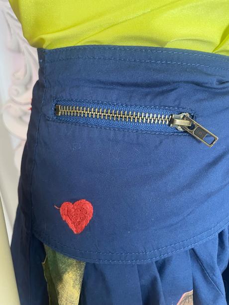 Luxusna suknicka desigual, desigual,38