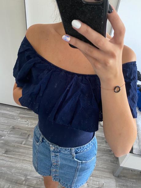 Body s madeirovym volanom, tezenis,s