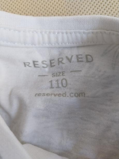 Tricko, reserved,110