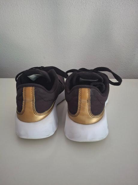 Original nike tenisky vyborny stav top, nike,38