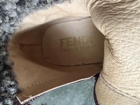 Fendi zimné kožené čižmy s logom vel. 29, 29