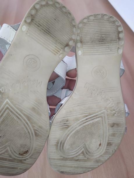 Kožené sandálky, baťa,26