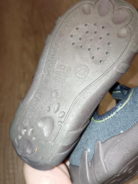 Papučky pre chlapca, 23