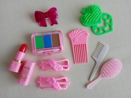 Kozmetika a doplnky pre bábiky, 