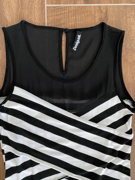 Čierno biele saty, desigual,s