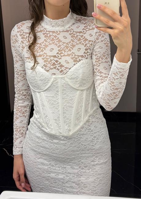 Biele čipkované šaty, s