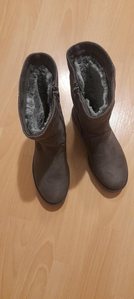 Čižmy  zn. junior league, 31