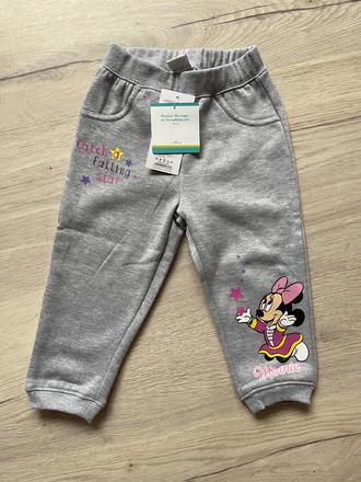 Zateplené tepláčiky, disney,86