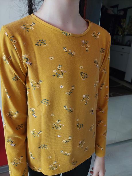 Kvetinkove tričko 122/128, h&m,122