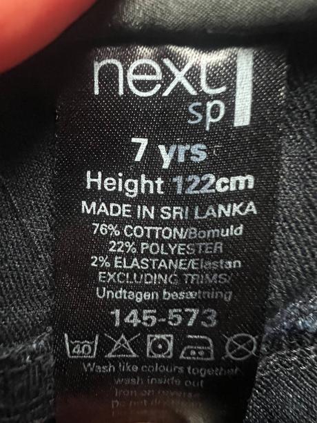 Tmavomodre rifle, next,122