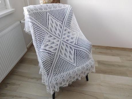 Obrus biely 165 x 131 cm, top top stav, 