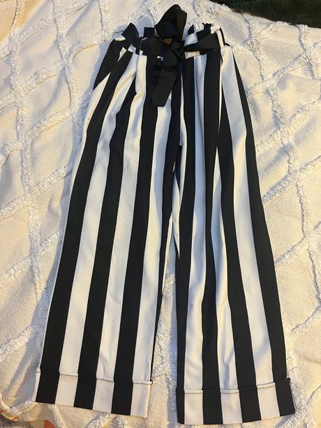 Pruhovane nohavice, s