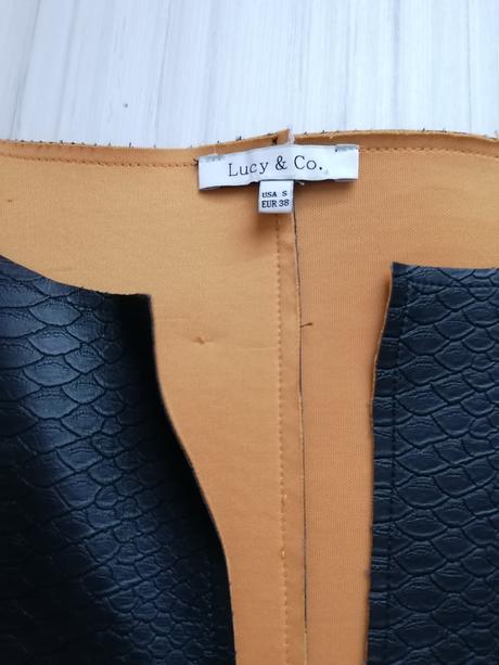 Značková kozenkova bunda lucy&co, 38