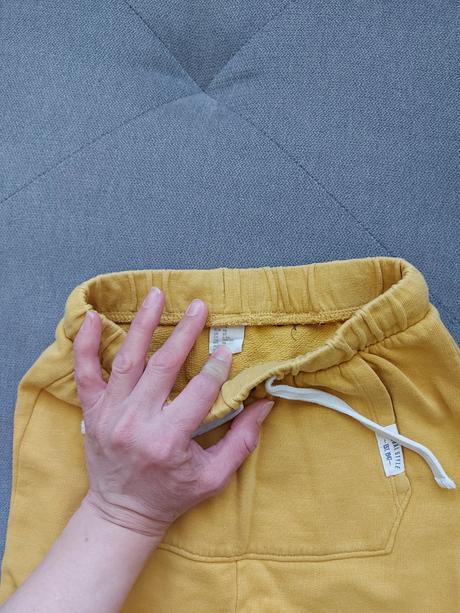 Žlté tepláky, h&m,98
