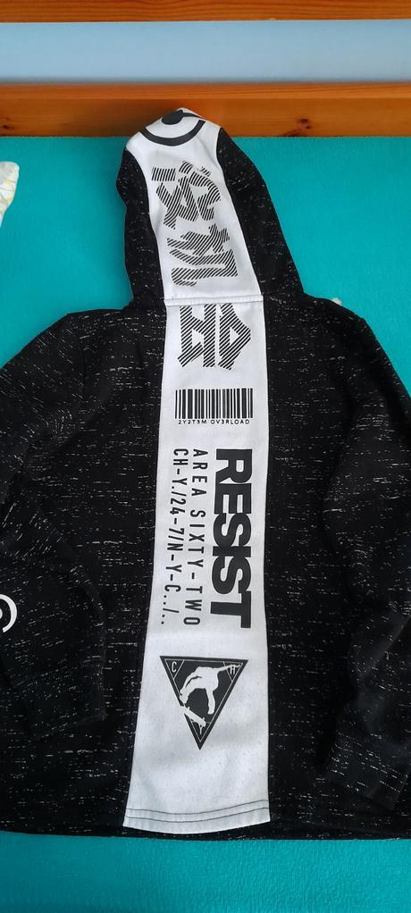 Mikina, chapter young,146