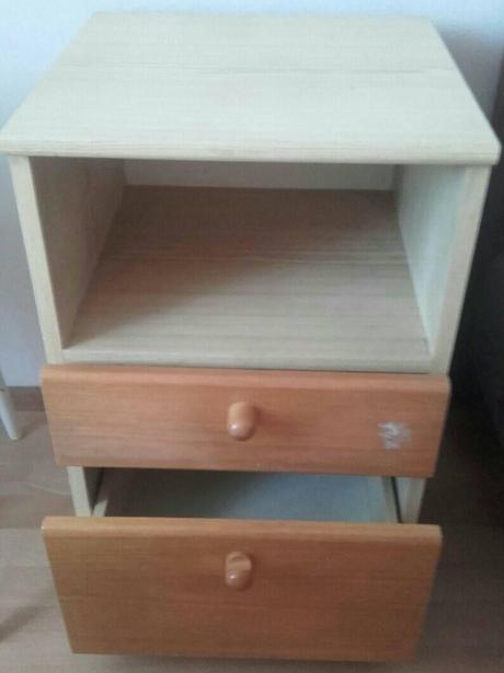 Drevená skrinka s 2 šuflíkami, 