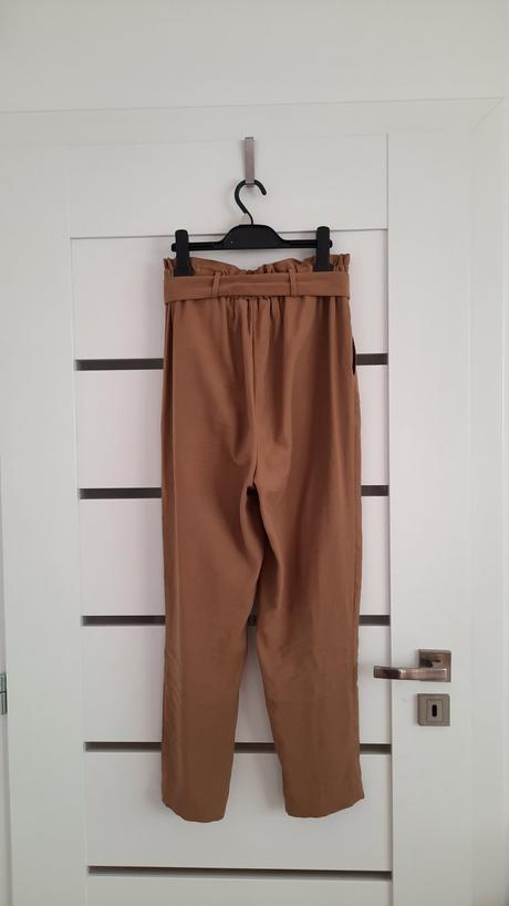 Nohavice volneho strihu, f&f,36