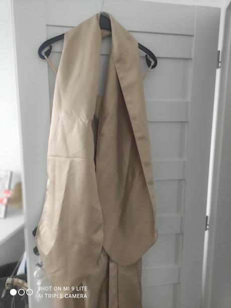 Zlato-smotanove saty, m