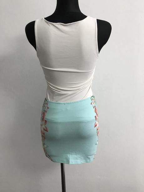 Kvietkovaná suknička bershka, bershka,s