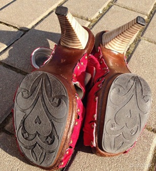 Pekné sandále/ dreváky veľ.39, 39