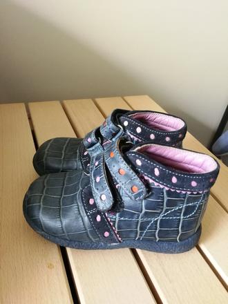 Topanky zn. chicco, chicco,23