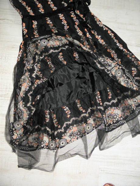 Šatičky, miss selfridge,40