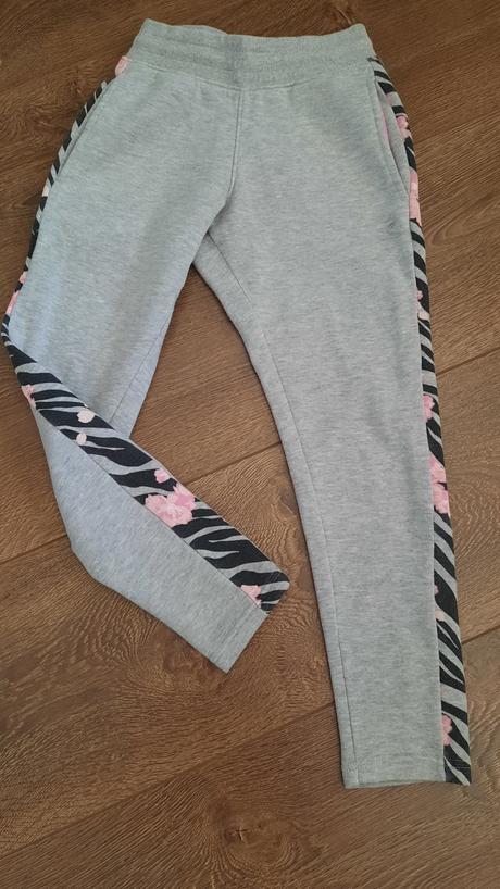 Tepláky energetics v.140, 134