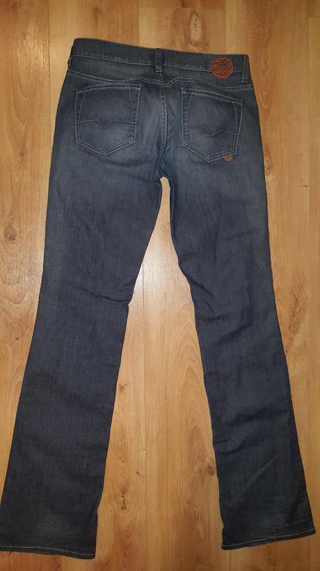 Rifle hugo boss č.28/34, 28