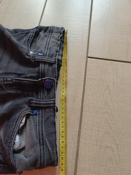 Tmavé rifle, kik,134