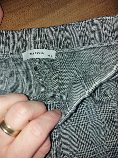 Hrubsie leginy, reserved,146