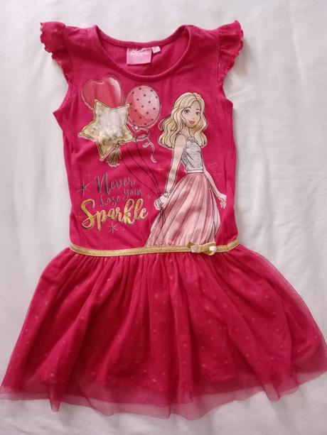 Cyklaménové šaty, 110