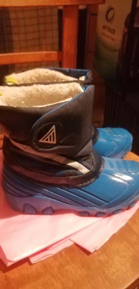 Zimne topanky svietacie, 30