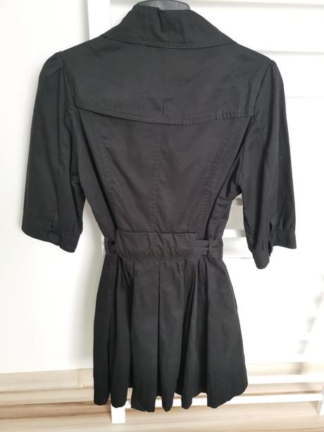 Čierny plášť, chantall,m