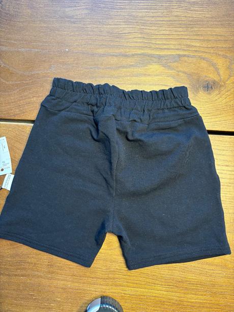 Minioo kratase nove, 104