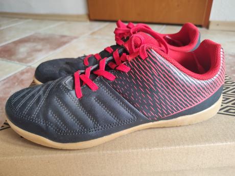 Halové tenisky, decathlon,37