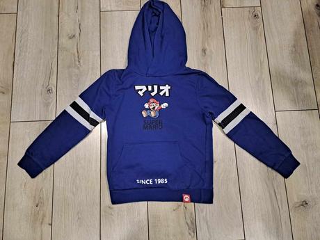 Mikina super mário , sedí na  140 velkost, 140
